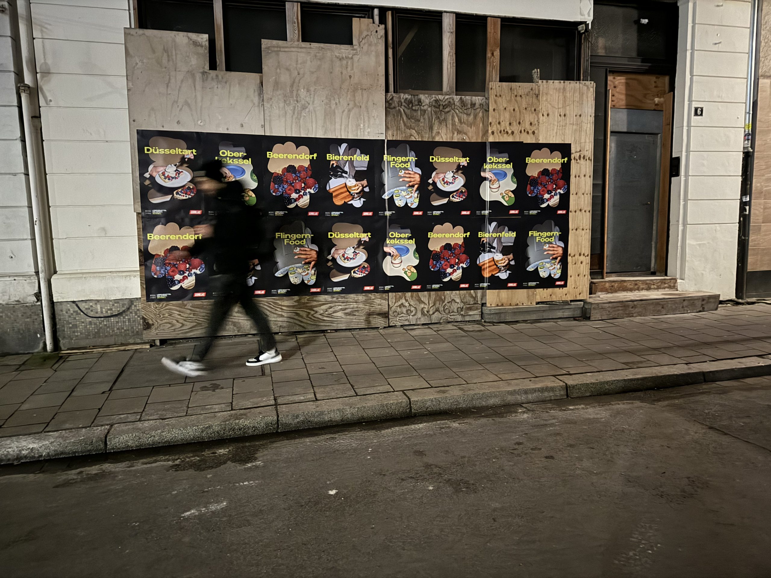 Wild-Posting-A1-Dusseldorf-Gorillas22-1